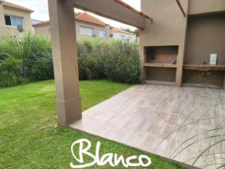 Foto 1 de Departamento en Alquiler en Saravi Village, Pilar, G.B.A. Zona Norte, Argentina
