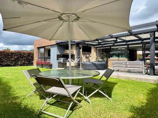 Foto 1 de Espectacular casa de un nivel, en exclusivo conjunto residencial