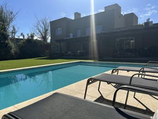 Foto 1 de Casa en Talar Del Lago II