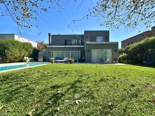 Foto 2 de Venta Casa en Ayres de Pilar