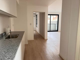 Foto 10 de 55 m² Super Luminoso a Estr en Villa Urquiza con Balcón y Excelentes Detalles.
