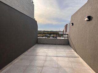 Foto 20 de 55 m² Super Luminoso a Estr en Villa Urquiza con Balcón y Excelentes Detalles.