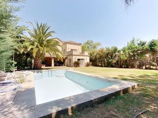 Foto 4 de Casa en Alquiler en El Robledal, Pilar - 7 Ambientes