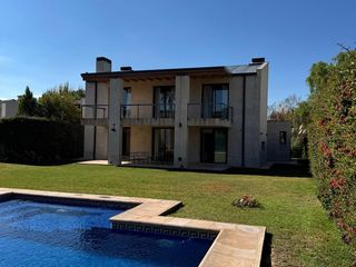 Foto 24 de Casa en  Chacras de Coria