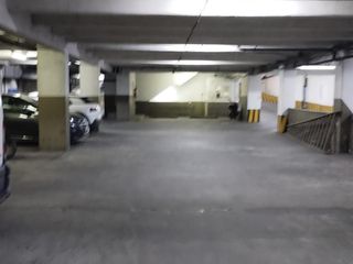 Foto 3 de Cochera en alquiler en Maipu 824/84