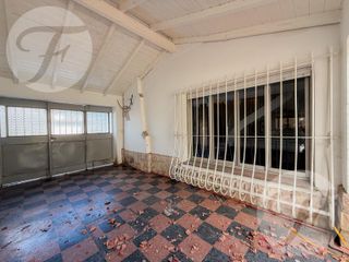 Foto 15 de Casa en Alquiler – 4 Amb.   Habitación de Servicio – Castelar Sur – Av. Zeballos
