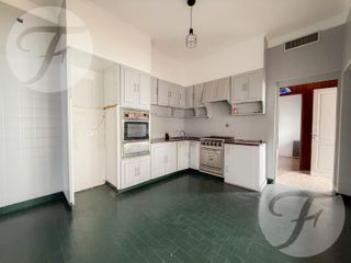 Foto 18 de Casa en Alquiler – 4 Amb.   Habitación de Servicio – Castelar Sur – Av. Zeballos