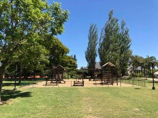 Foto 5 de Lindisima casa en exclusivo lote en Castores
