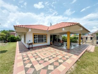 Foto 1 de VENTA LINDA CASA PRECIO DE OPORTUNIDAD EN CHINAUTA CUNDINAMARCA
