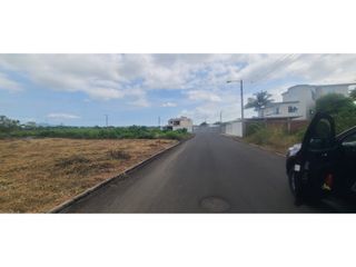 Foto 4 de En venta terreno urbanización Horizonte azul frente a la Fae Manta