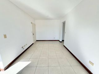 Foto 3 de DEPARTAMENTO EN VENTA 2 AMB CON BALCON TEMPERLEY