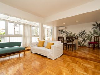 Foto 1 de VENTA 4 AMB  RECOLETA