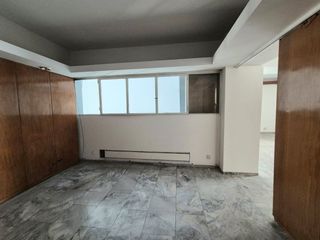 Foto 9 de VENTA PISO AVENIDA COLÓN BALCON FRENTE