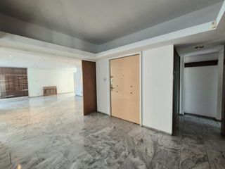 Foto 13 de VENTA PISO AVENIDA COLÓN BALCON FRENTE