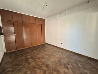 Foto 15 de VENTA PISO AVENIDA COLÓN BALCON FRENTE