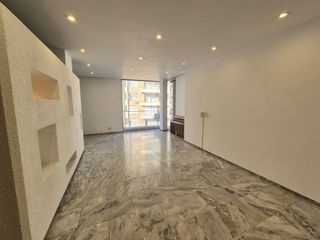 Foto 38 de VENTA PISO AVENIDA COLÓN BALCON FRENTE