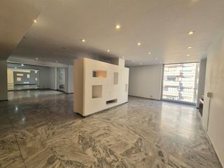 Foto 32 de VENTA PISO AVENIDA COLÓN BALCON FRENTE