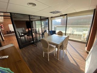 Foto 4 de OFICINA C TERRAZA 3 DESP. SALA DE REUNIÓN - PUERTO MADERO VISTA DIQUE