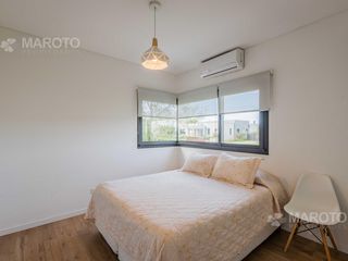 Foto 22 de CASA EN VENTA AL AGUA EN SAN MATIAS - CUATRO DORMITORIOS -