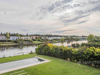 Foto 38 de CASA EN VENTA AL AGUA EN SAN MATIAS - CUATRO DORMITORIOS -