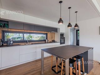 Foto 16 de CASA EN VENTA AL AGUA EN SAN MATIAS - CUATRO DORMITORIOS -