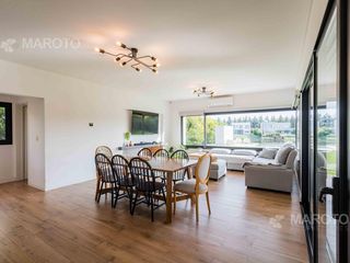 Foto 5 de CASA EN VENTA AL AGUA EN SAN MATIAS - CUATRO DORMITORIOS -