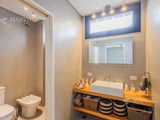 Foto 37 de CASA EN VENTA AL AGUA EN SAN MATIAS - CUATRO DORMITORIOS -
