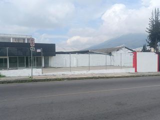 Foto 2 de Arriendo Patio de Autos, Showroom Norte de Quito