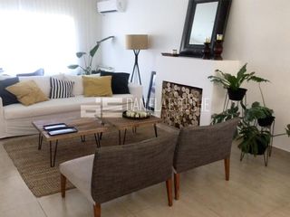 Foto 1 de Casa - Ayres de Pilar
