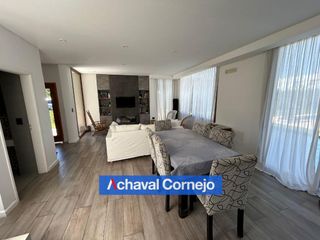 Foto 2 de Casa en Vistas en Alquiler amoblada (2 dormitorios, jardin y pileta)