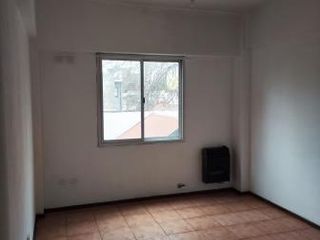 Foto 10 de Departamento en Temperley Oeste