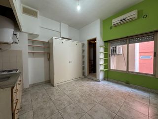 Foto 1 de Departamento de 1 ambiente con muy bajas expensas en venta en Caballito