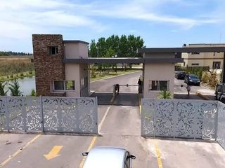 Foto 1 de Departamento en Venta Casuarinas Premium Canning