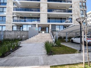 Foto 2 de Departamento 4 ambientes con cochera venta Nuevo Quilmes