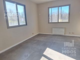 Foto 17 de Apta Crédito Casa en venta 4 ambientes Fincas del Lago