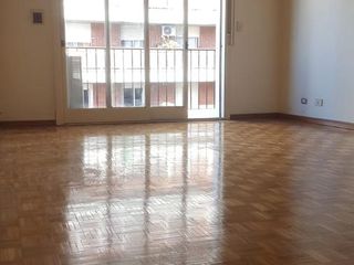 Foto 3 de Venta departamento 4 ambientes - con balcon corrido