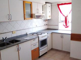 Foto 6 de Departamento de 3 ambientes con cochera cubierta. Excelente ubicación céntrica.- Banfield E