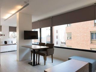 Foto 4 de Moderno y luminoso estudio. Jacuzzi, quincho y asador en la terraza!!
