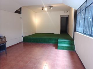 Foto 3 de Jipijapa, Local Comercial, 100m2, 2 Ambientes, 1 Baño