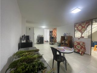 Foto 11 de Quitumbe, Casa Comercial en Venta, 362m2, 6 Ambientes