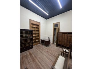 Foto 5 de Oficinas en alquiler a la calle.......