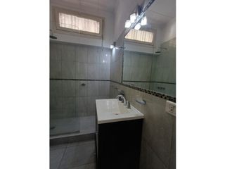 Foto 9 de Inkasa Inmobiliaria Alquila Casa en Ciudad Frente a Mercado Moreno.
