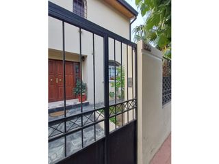 Foto 12 de INKASA INMOBILIARIA - ALQUILA CASA EN GODOY CRUZ DESTINO COMERCIAL