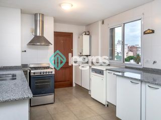Foto 9 de Departamento en venta de 3 dormitorios con cochera en Macrocentro