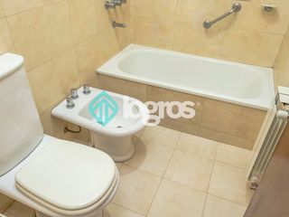 Foto 26 de Departamento en venta de 3 dormitorios con cochera en Macrocentro