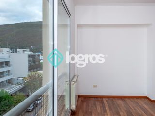 Foto 18 de Departamento en venta de 3 dormitorios con cochera en Macrocentro