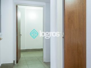 Foto 19 de Departamento en venta de 3 dormitorios con cochera en Macrocentro