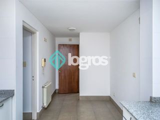 Foto 6 de Departamento en venta de 3 dormitorios con cochera en Macrocentro