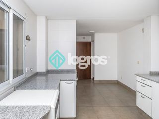 Foto 4 de Departamento en venta de 3 dormitorios con cochera en Macrocentro