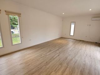 Foto 4 de Casa en venta de 3 dormitorios en Las Acacias